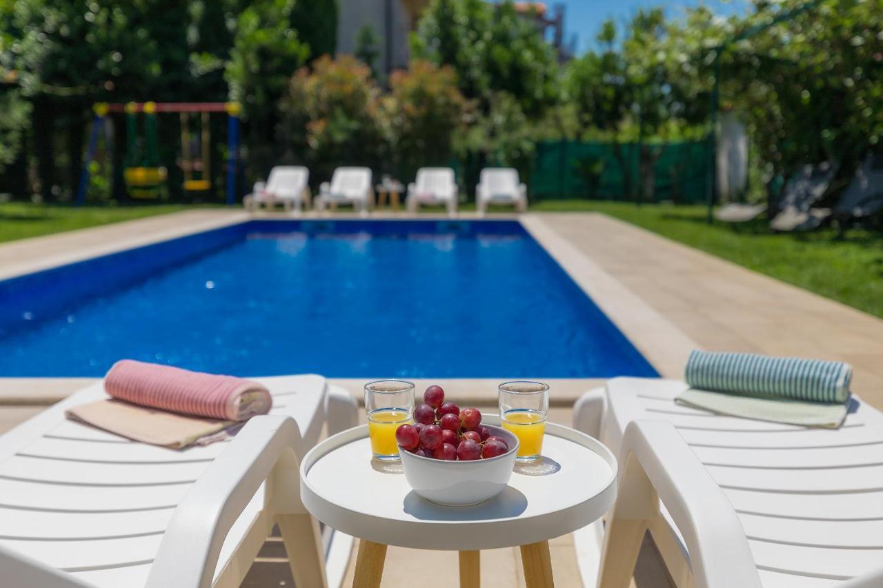 Villa Toni Umag Exteriör bild