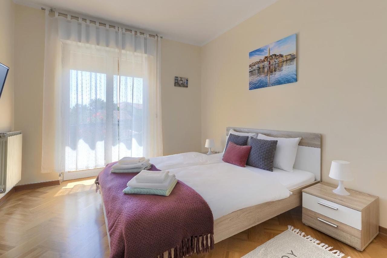 Villa Toni Umag Exteriör bild