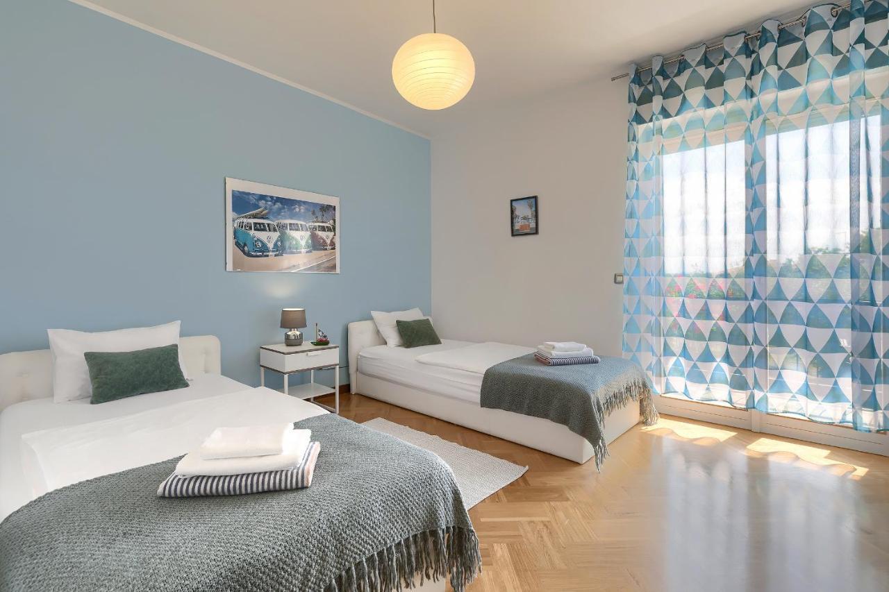 Villa Toni Umag Exteriör bild